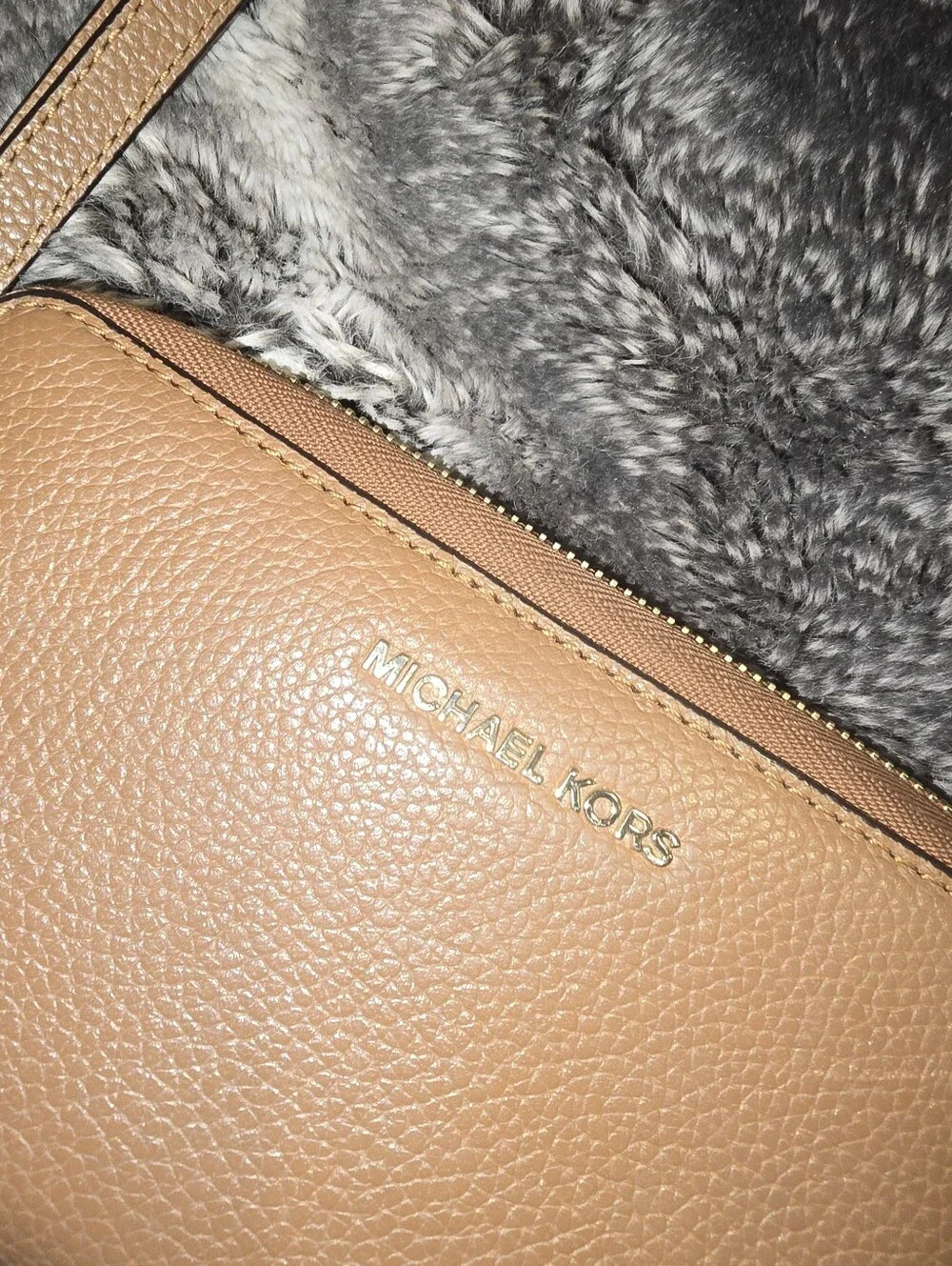 Michael Kors Leather Wallet Mk